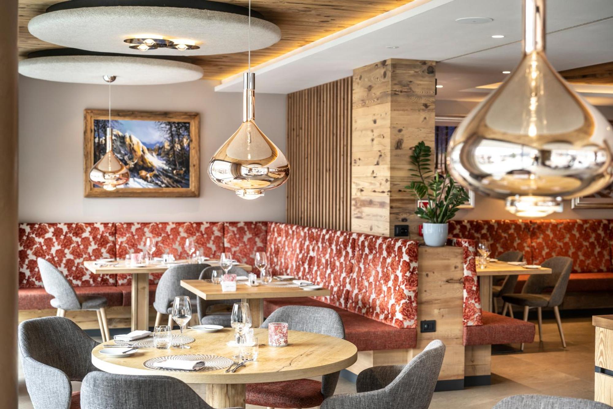 Ciampedie Luxury Alpine Spa Hotel Vigo di Fassa Eksteriør bilde