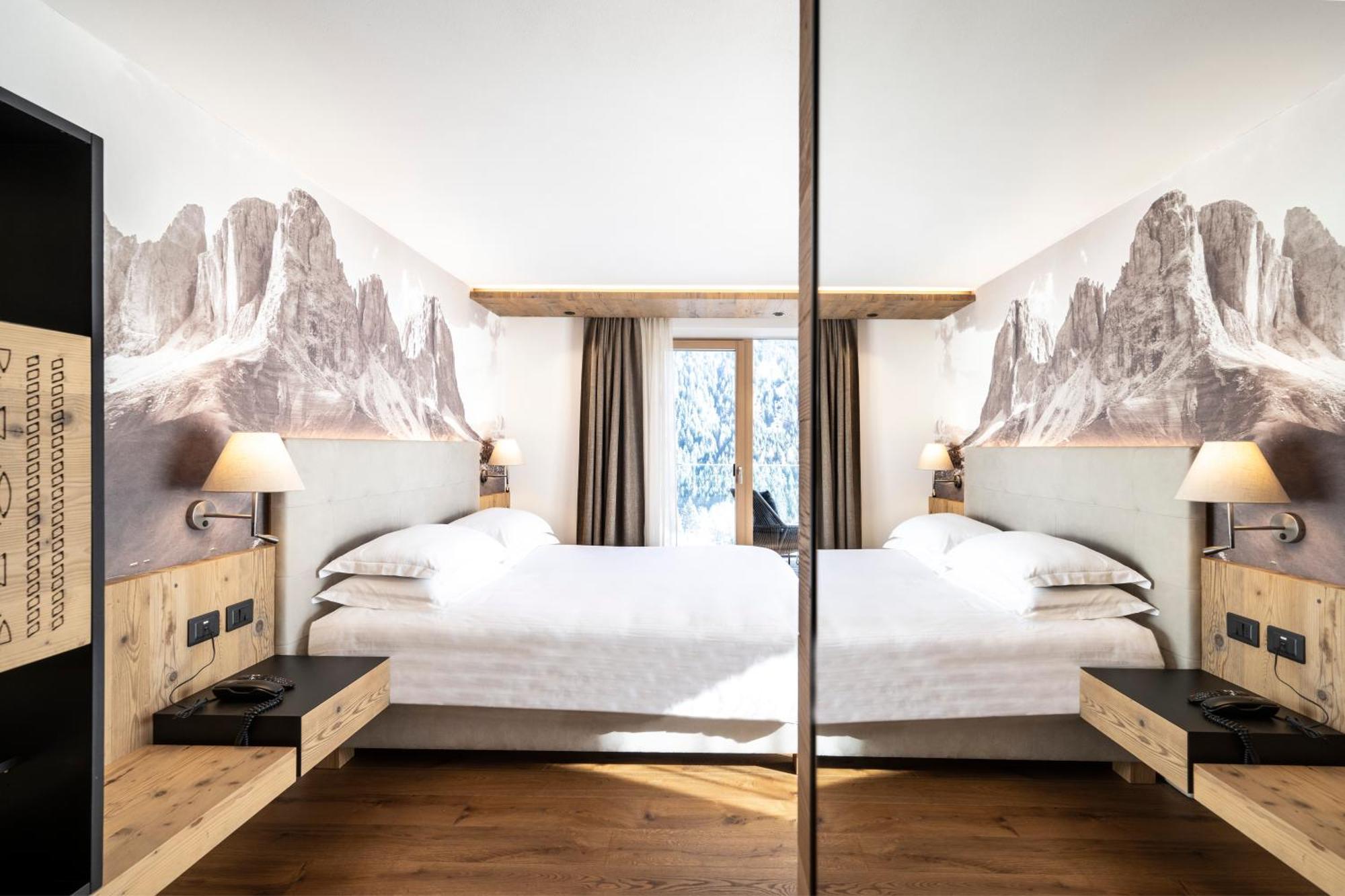 Ciampedie Luxury Alpine Spa Hotel Vigo di Fassa Eksteriør bilde